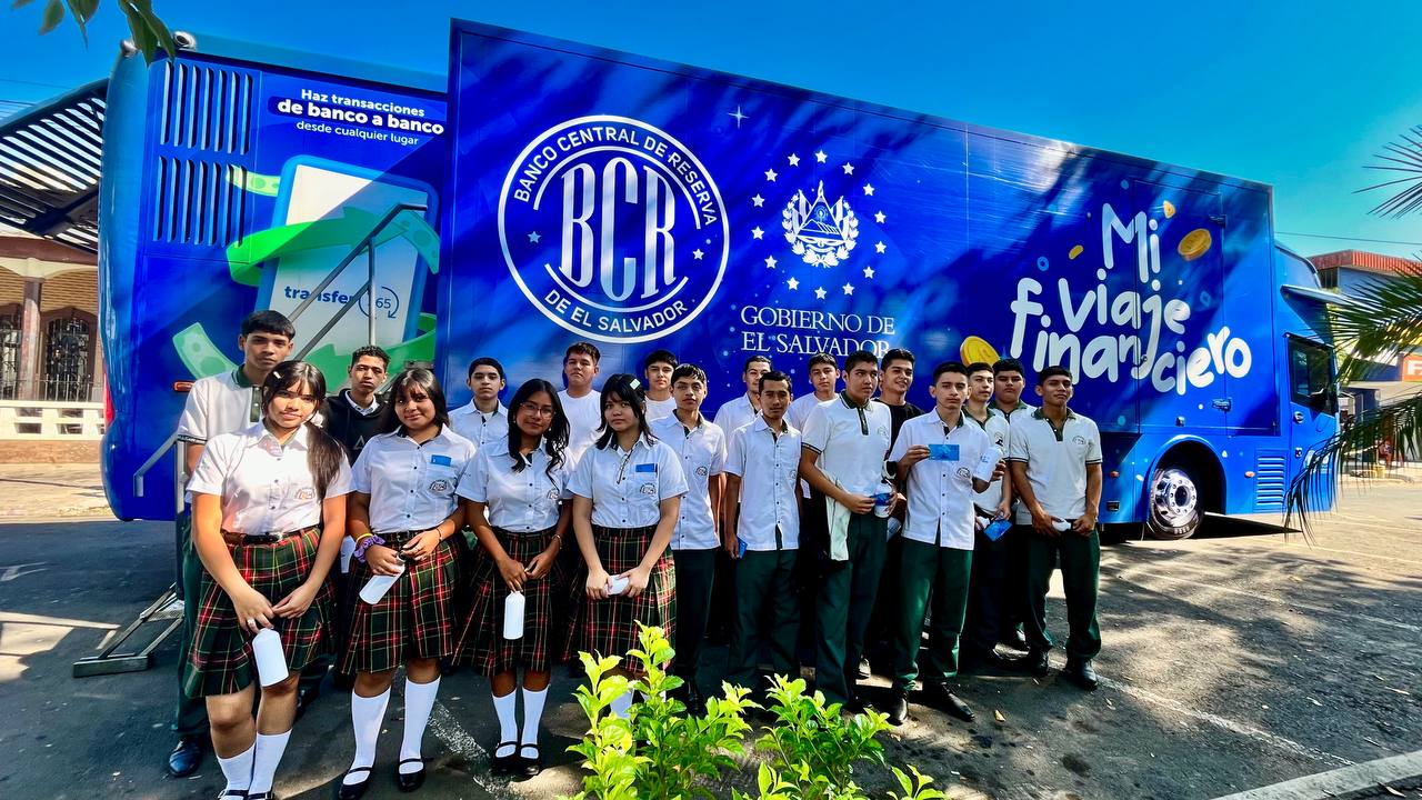 Parque Central Noé Canjura, Apopa.